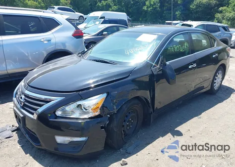 2015 Nissan Altima 2.5 S z USA, uszkodzony, nr VIN 1N4AL3AP1FN400837